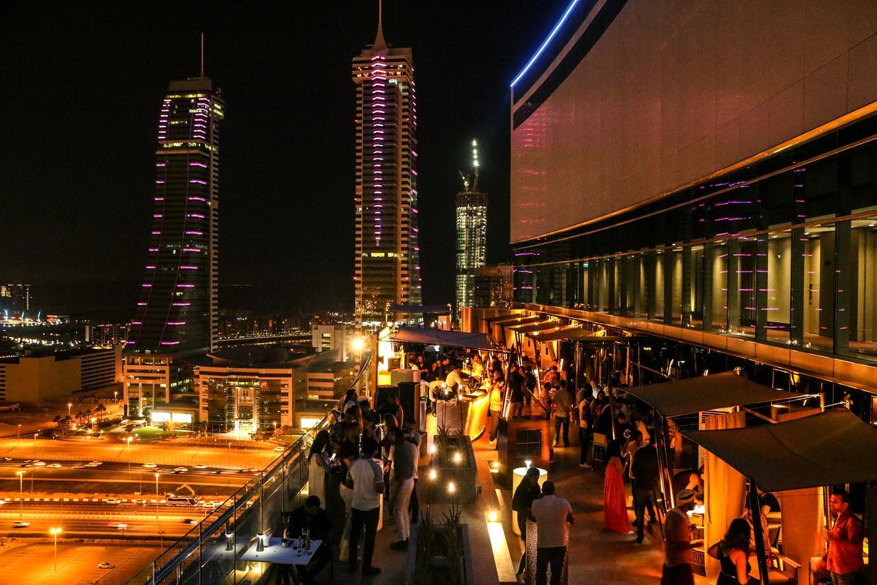 Downtown Rotana Hotel Manama Exterior foto